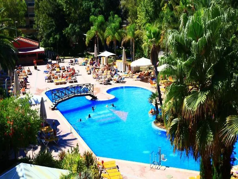 Ohtels Vil-La Romana Σαλού Ξενοδοχείο