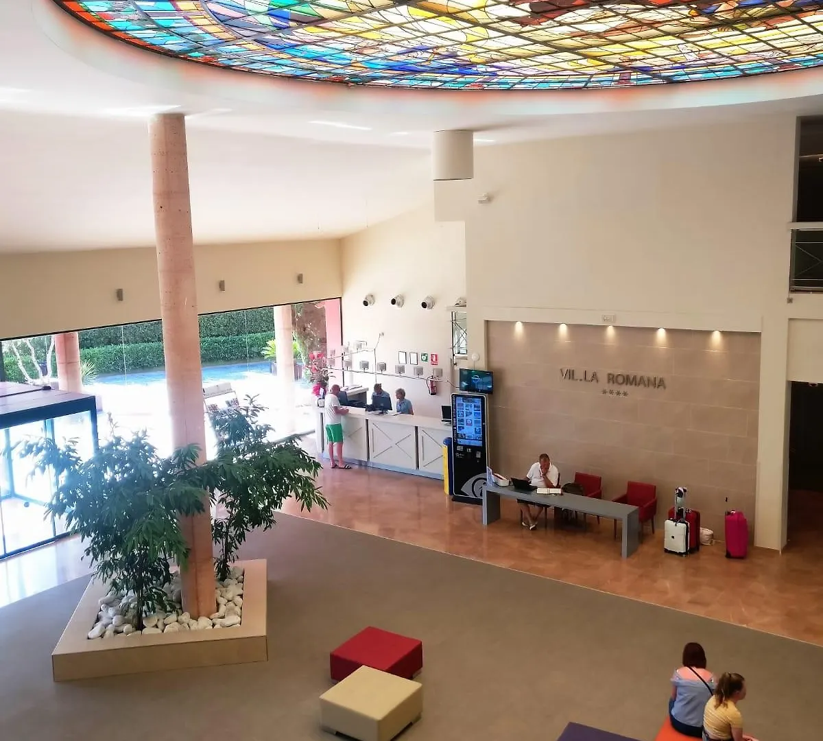 Отель Ohtels Vil-La Romana Салоу