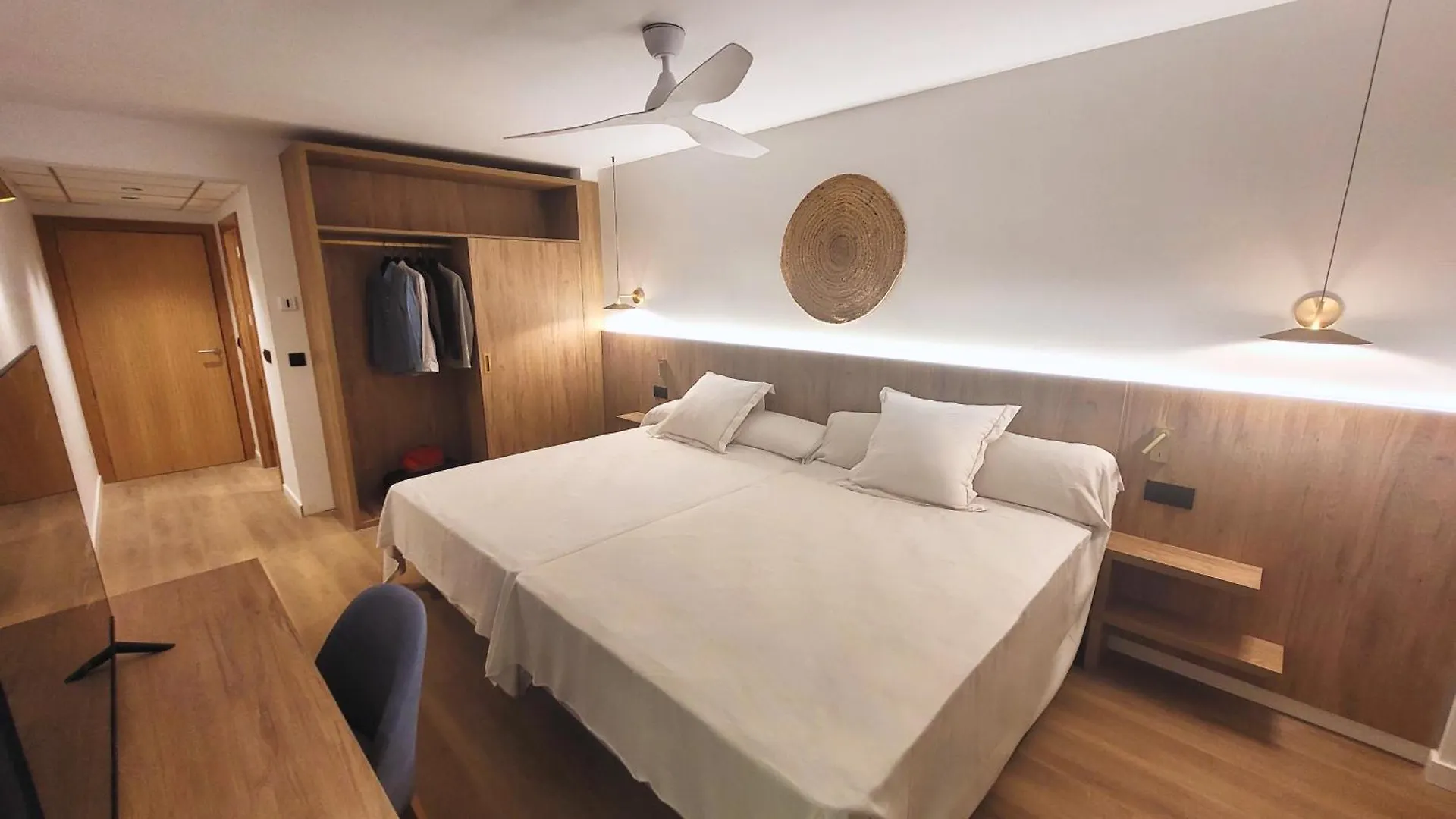 Ohtels Vil-La Romana Салоу Испания