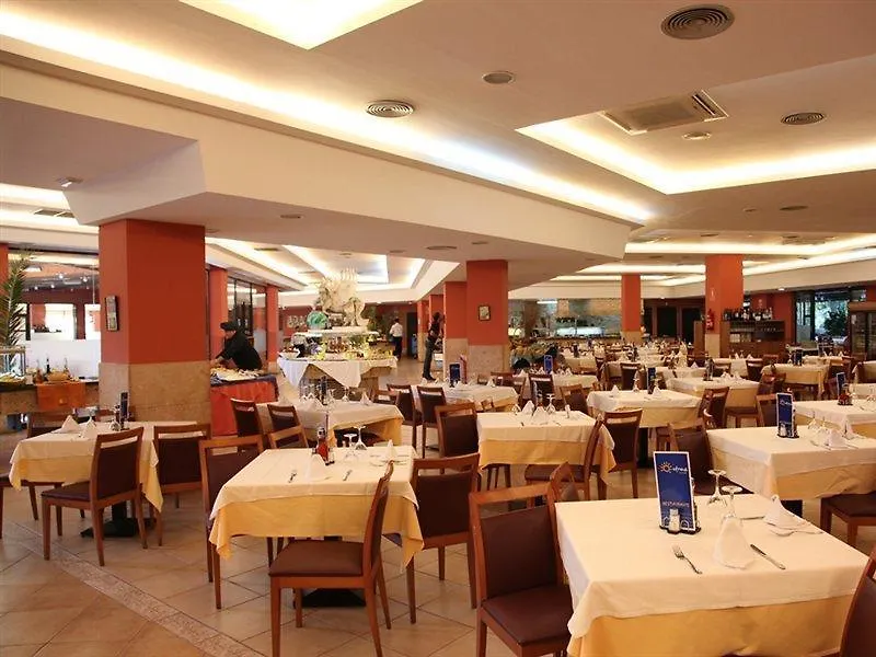Ohtels Vil-La Romana Салоу Отель