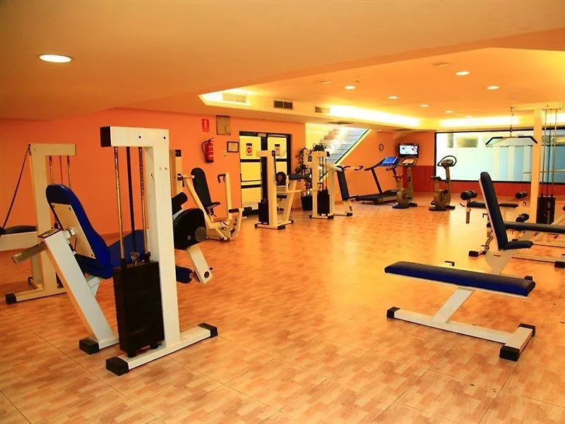 Ohtels Vil-La Romana Салоу